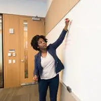 6 razones para tomar cursos de contabilidad y finanzas de Udemy